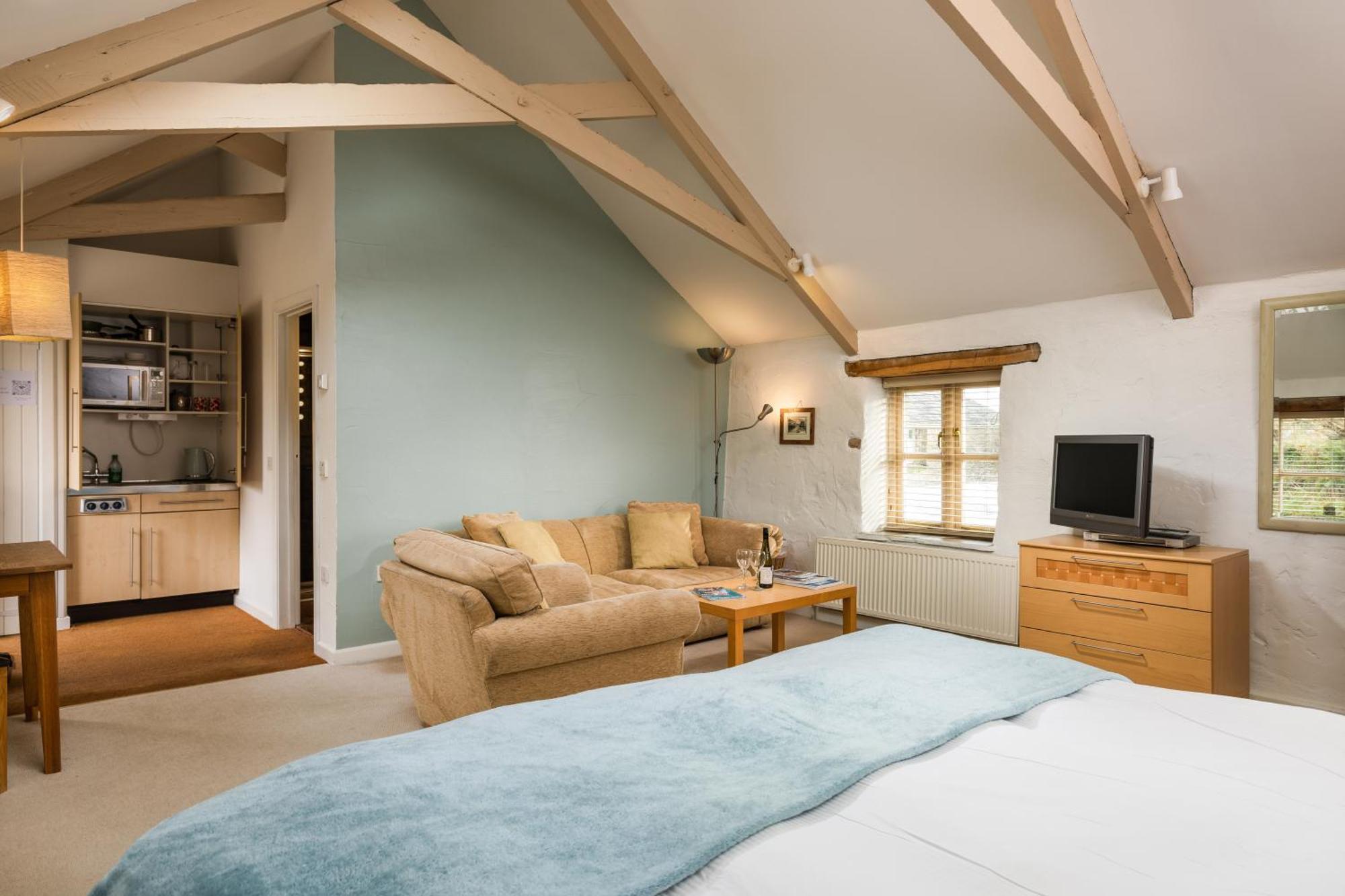 Bed and Breakfast Trenderway Farm Лу Экстерьер фото