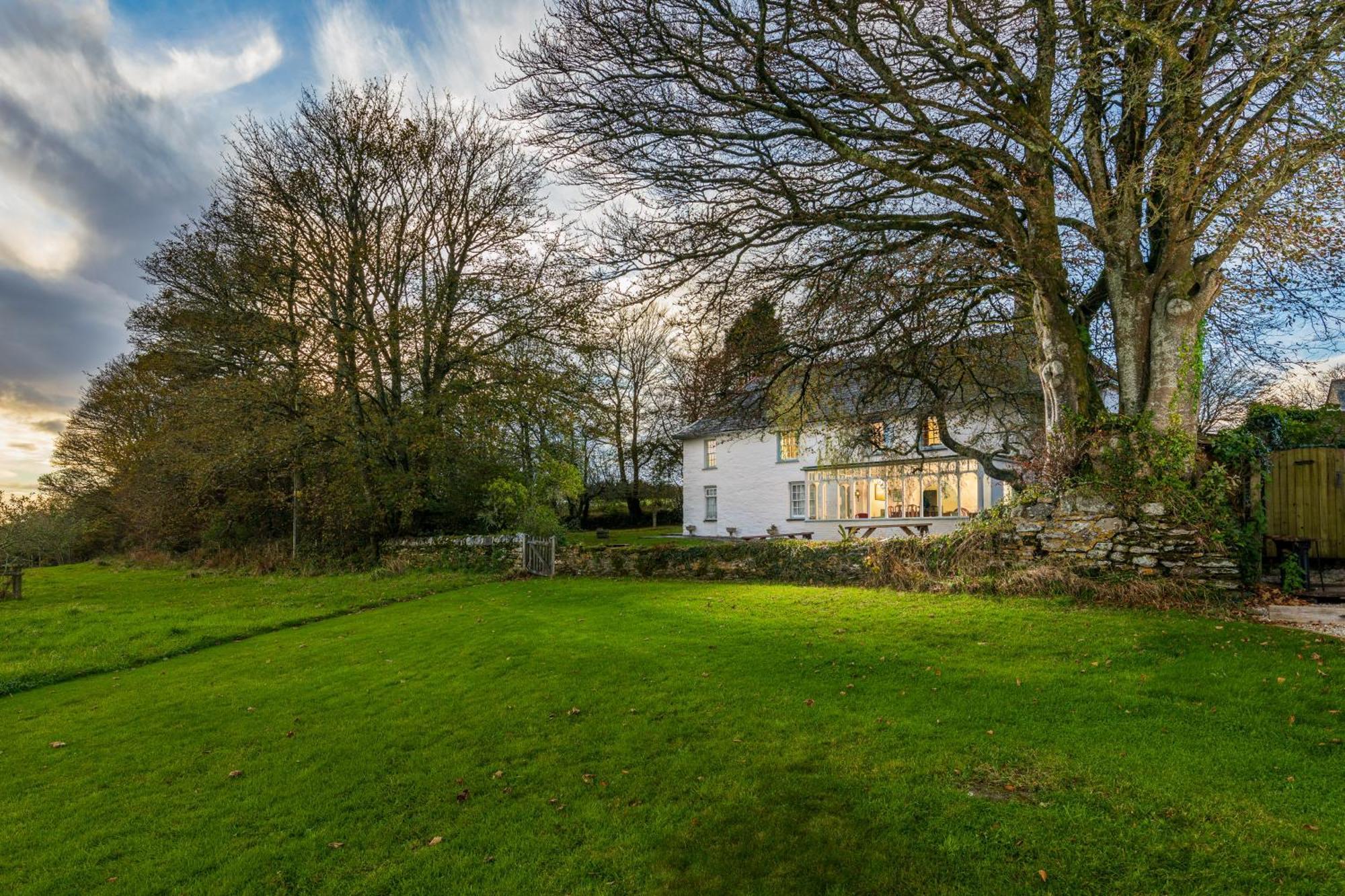 Bed and Breakfast Trenderway Farm Лу Экстерьер фото
